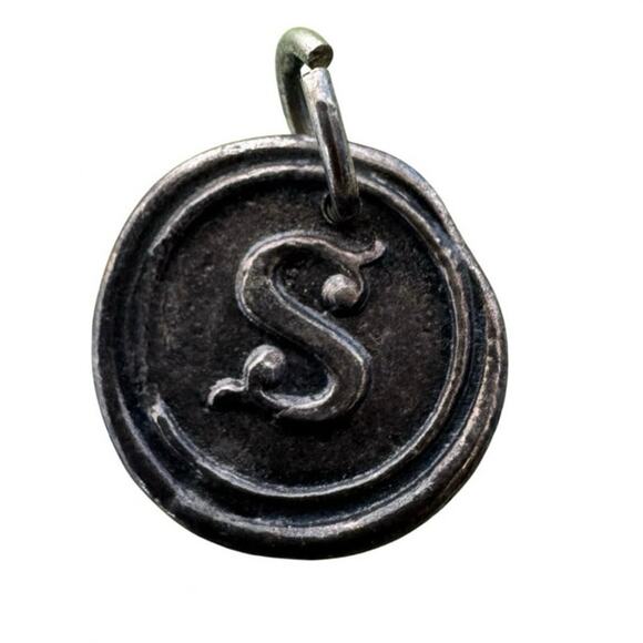 Waxing Poetic Women's Century Insignia Charm "Z" initial 925 sterling silver - Picture 1 of 3